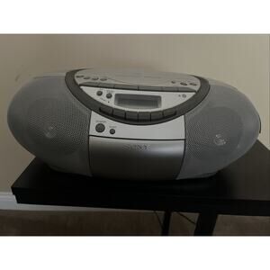 Sony CFD-S350 Portable Cassette Boombox - Silver No Remote TESTED